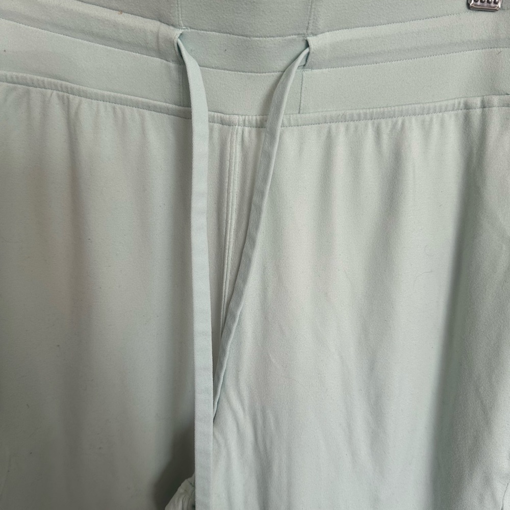 Lulu lemon jogger sweats - Picture 2 of 4